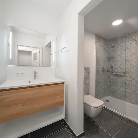 Maison Valere Holiday home *